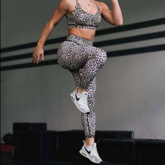 Zyia Leopard Brilliant Scrunchy What Hi-Rise - Picture 3 of 11